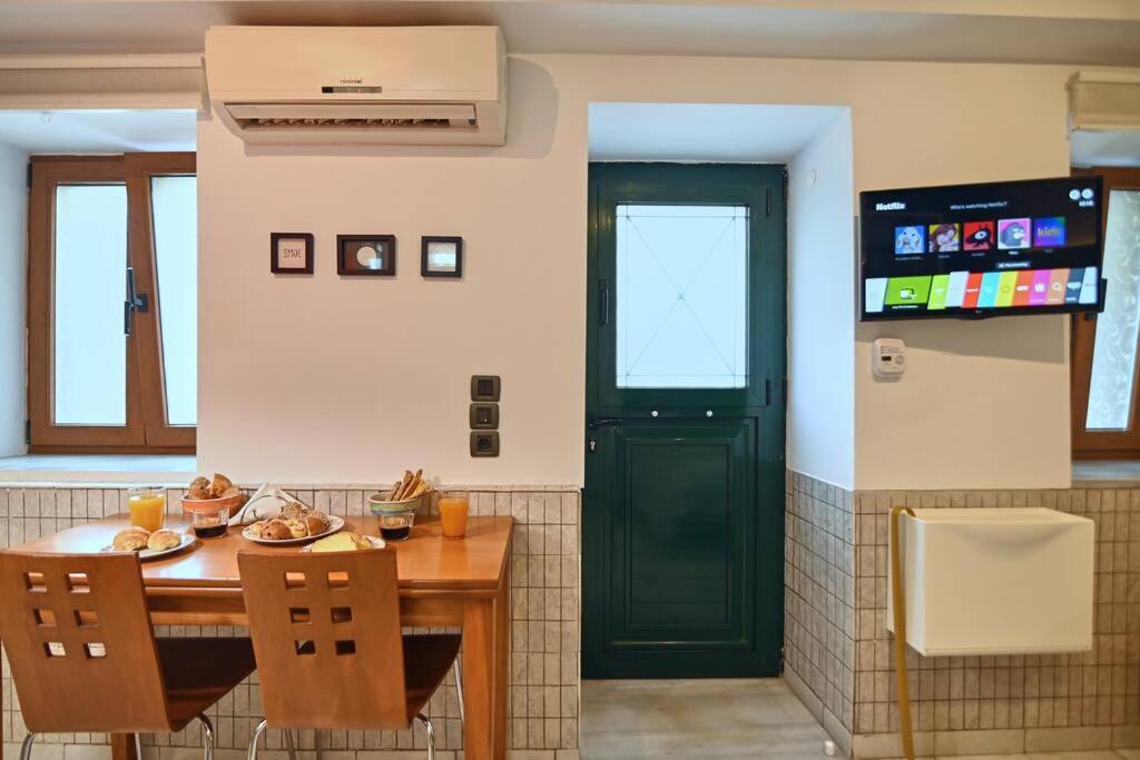 #Tyrtaiou Modern Design Studio Mytilíni Exteriér fotografie
